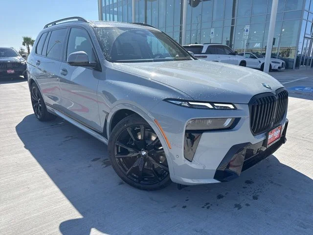 2026 BMW X7 xDrive40i's photo