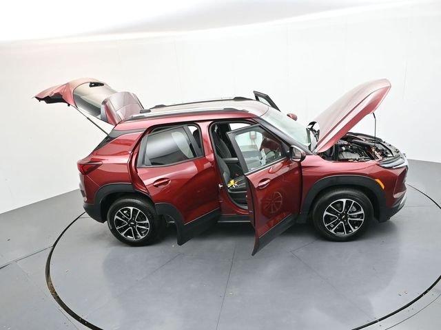 Used 2025 Crimson Chevrolet LT image 37