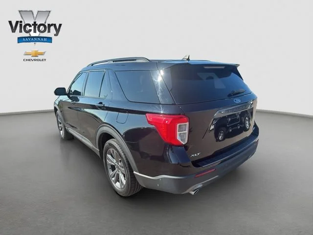 Used 2022 Black Ford XLT image 5