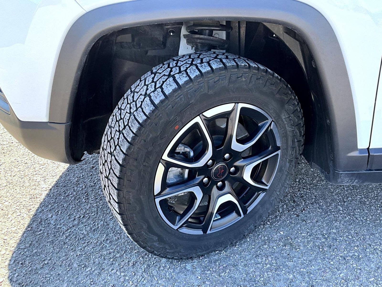 Used 2025 White Jeep Trailhawk image 23