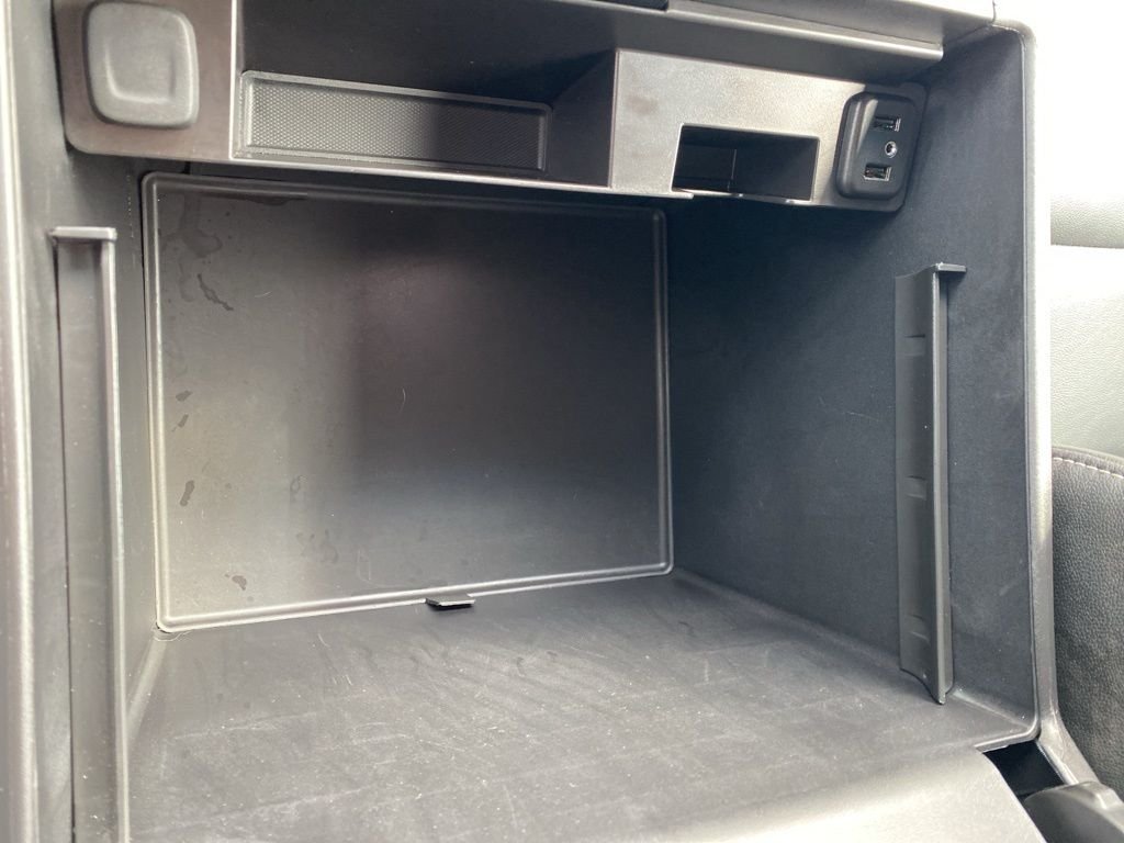 Used 2019 Gray Chevrolet LT image 29