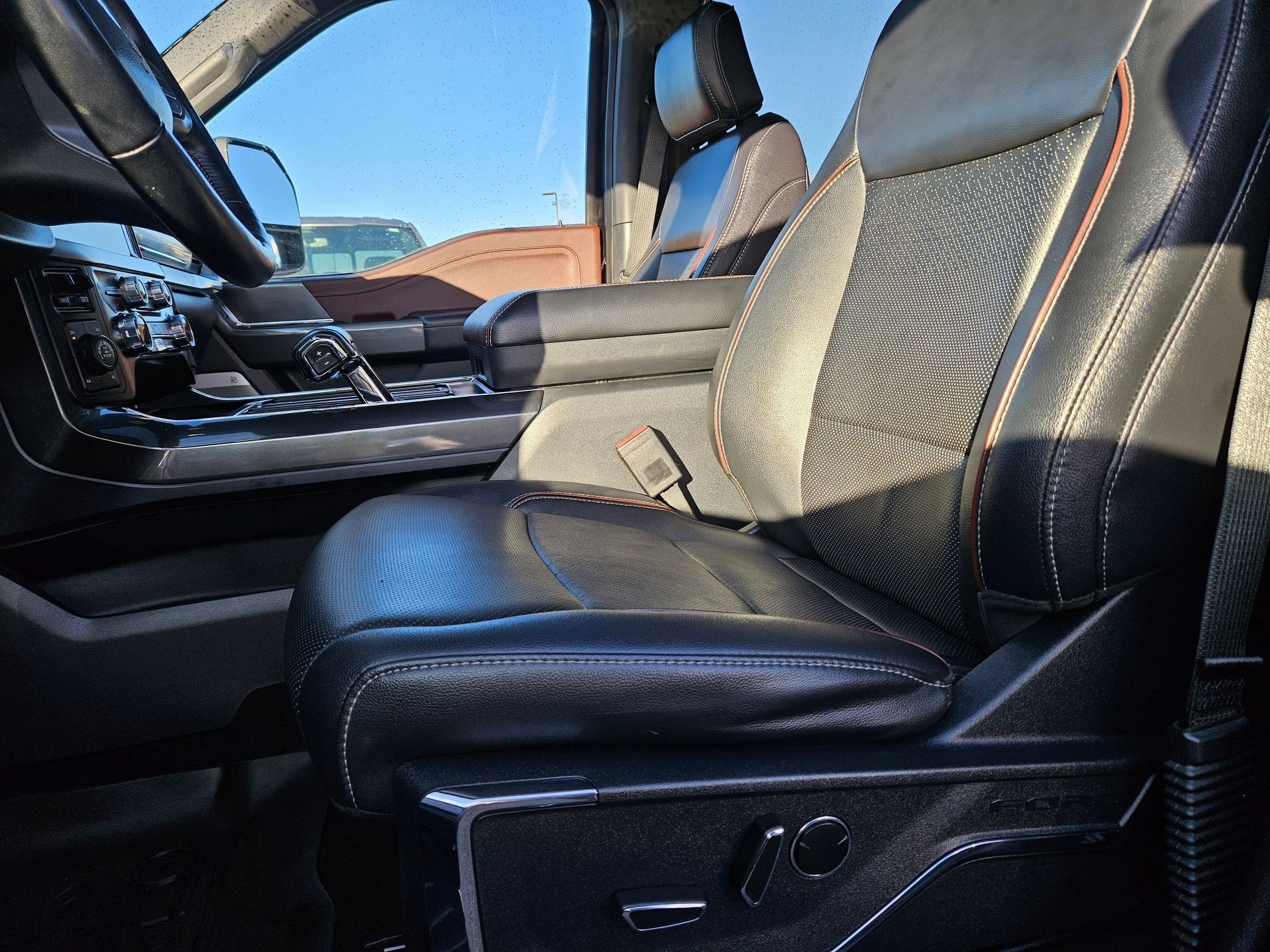 Used 2023 Black Ford LARIAT image 15