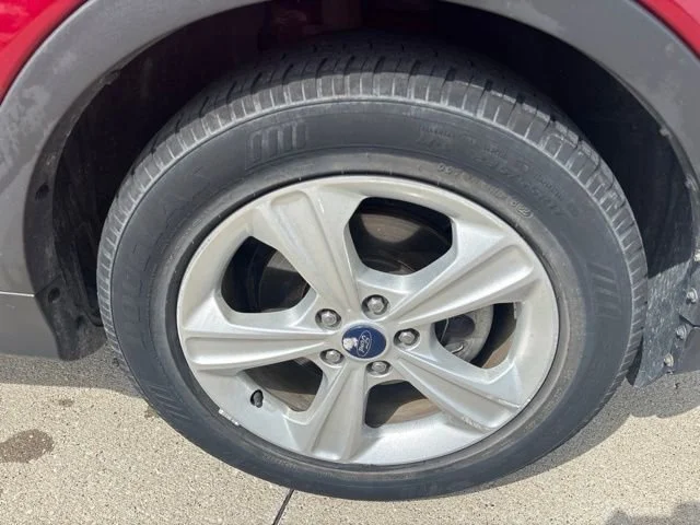 Used 2014 Red Ford SE image 42