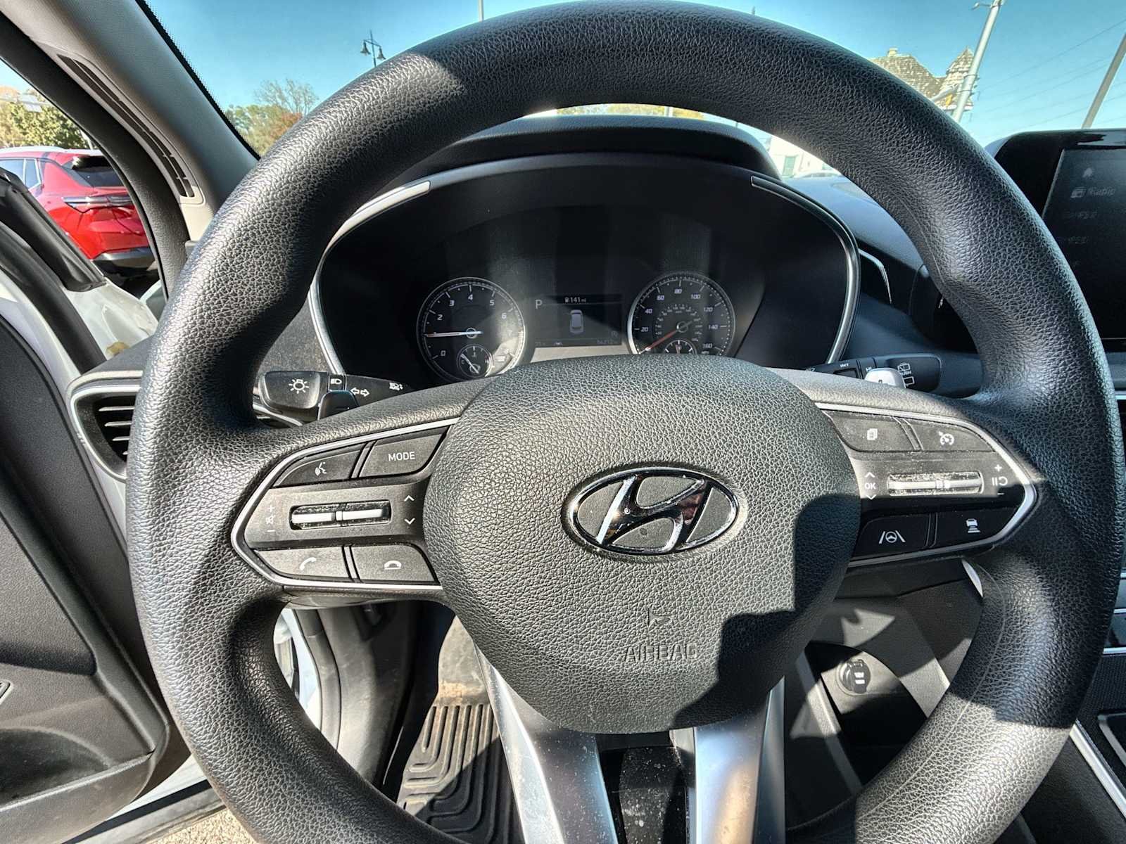 Used 2022 White Hyundai SEL image 11
