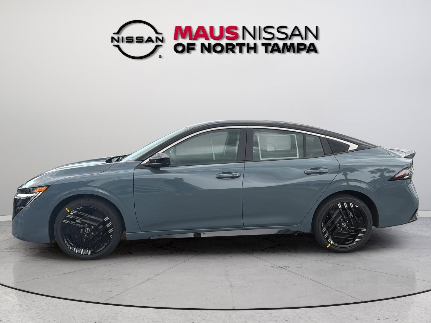 New 2027 Gray Nissan SR image 6