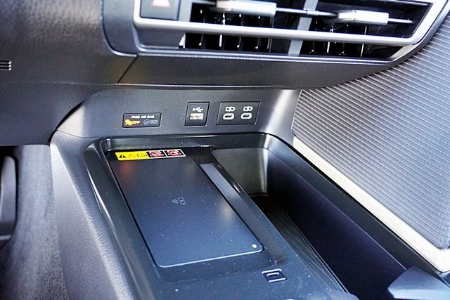 Used 2025 Black Toyota SE image 27