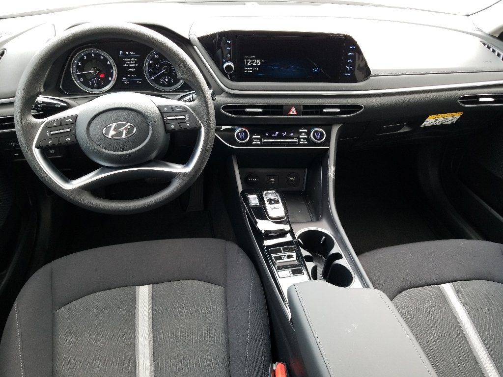 2024 Hyundai Sonata Hybrid SEL - Photo 6