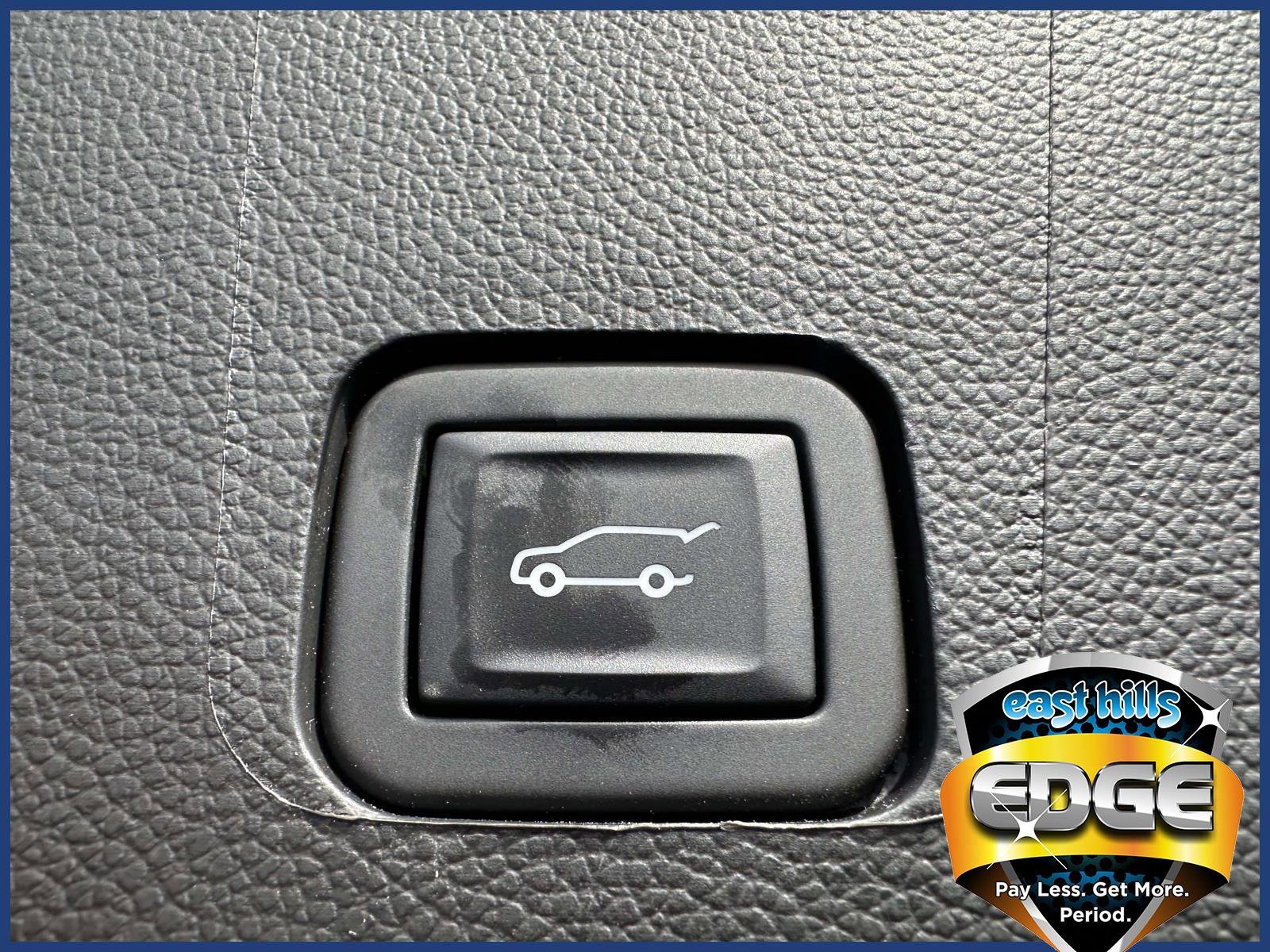 2023 Chevrolet Traverse 1LT - Photo 10