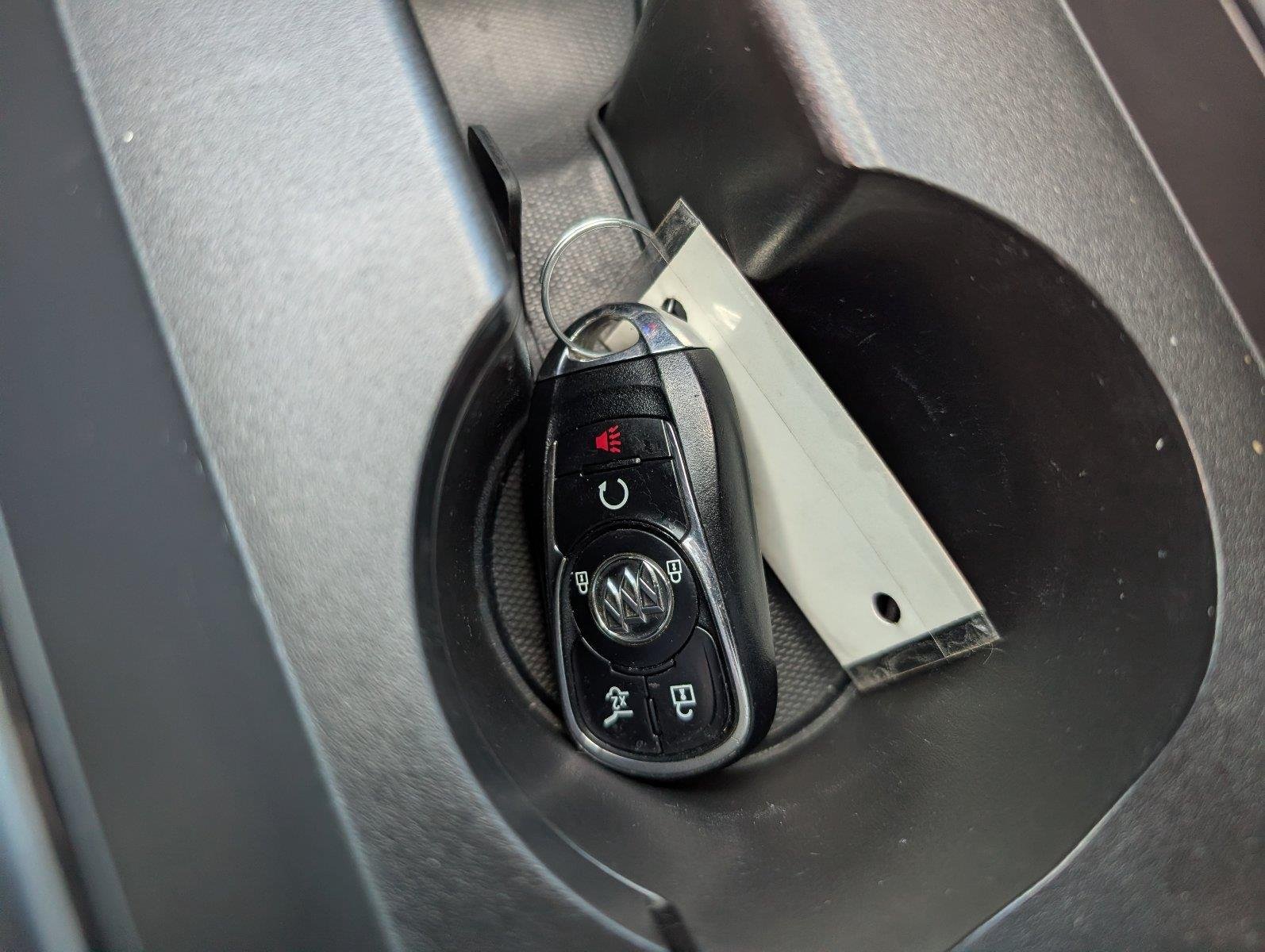 Used 2018 Includes Satin Nickel lower exterior accent color. Buick Avenir image 21