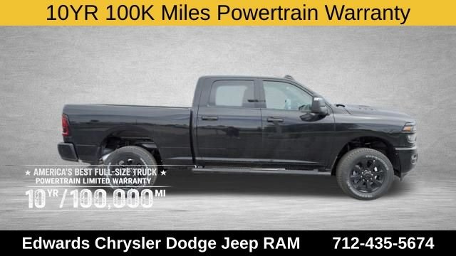 New 2026 Diamond Black Crystal Pearl-Coat Exterior Paint RAM Tradesman image 11