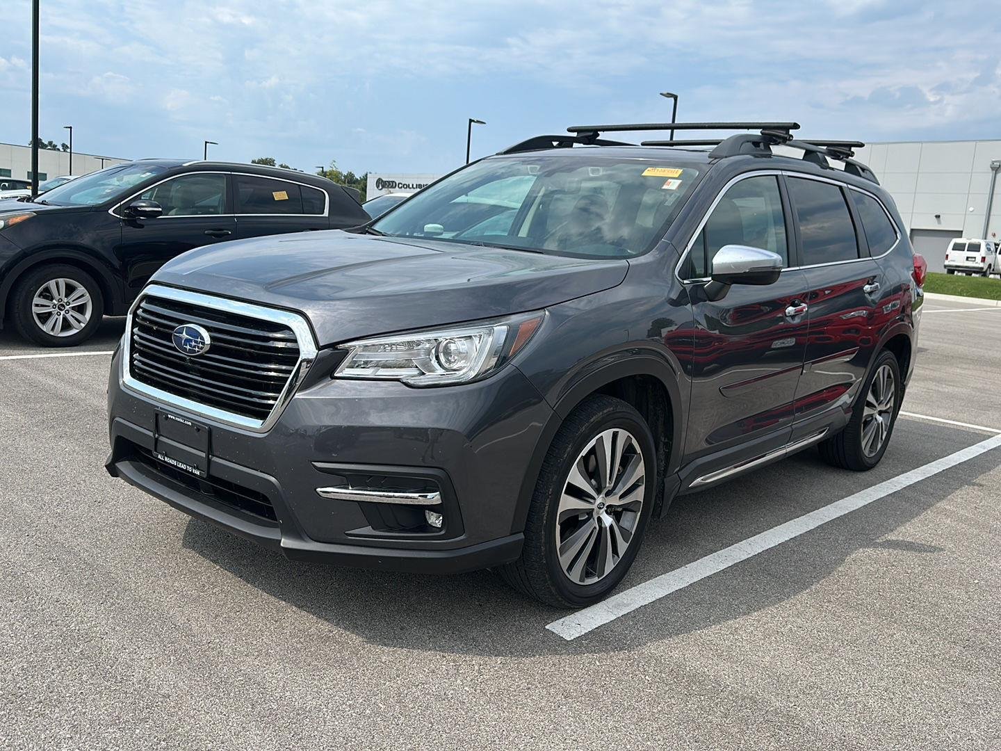 Used 2022 Magnetite Gray Metallic Subaru Touring image 2
