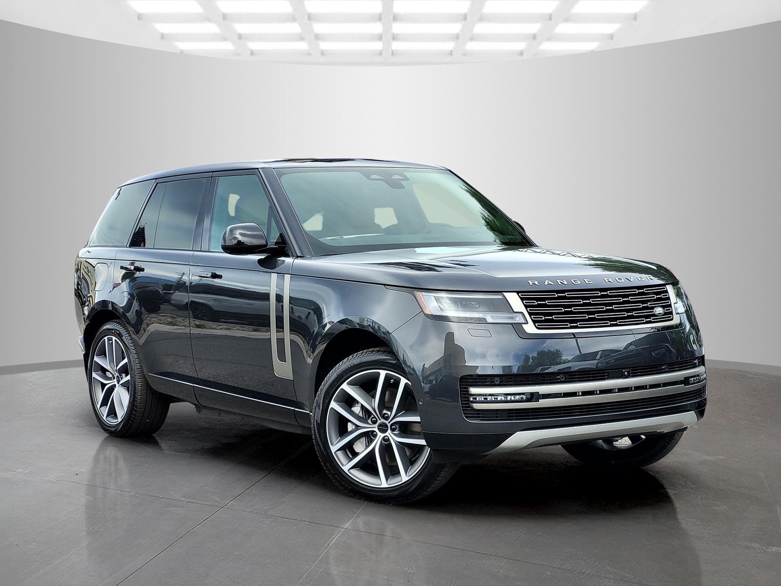 New 2026 Carpathian Grey Land Rover SE image 8