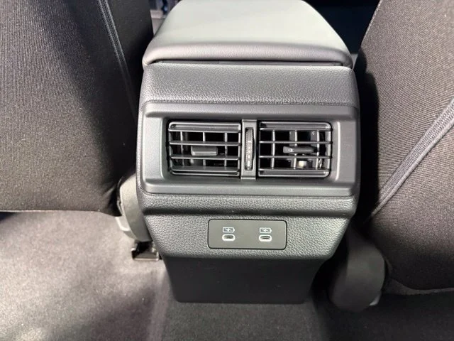 New 2026 Urban Gray Pearl Honda SE image 34