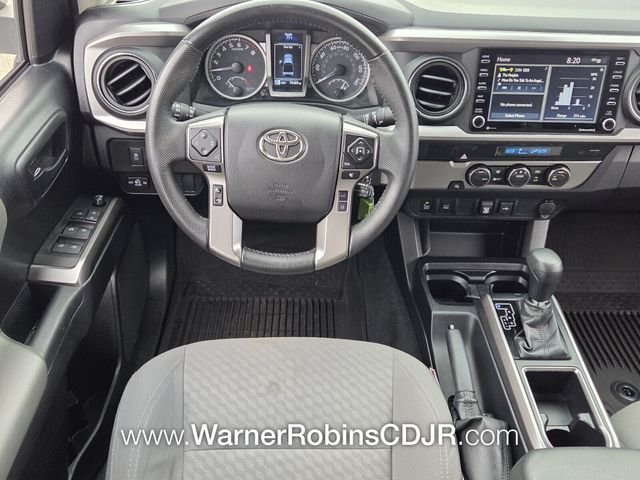 Used 2022 White Toyota SR5 image 7