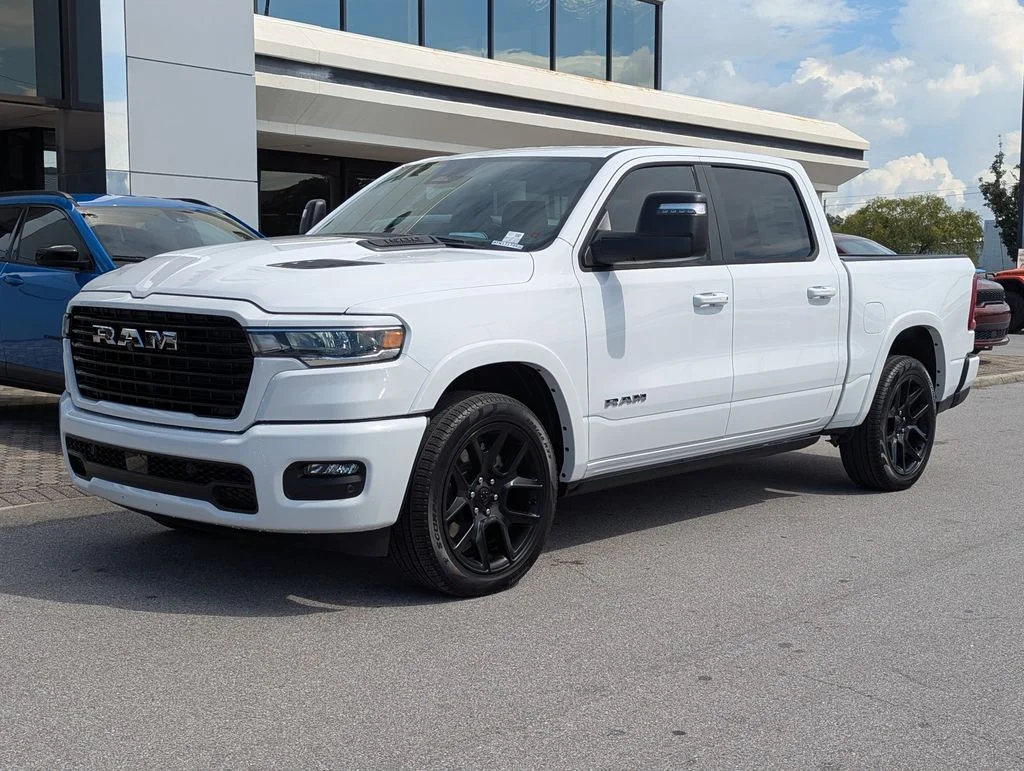 2026 RAM 1500 Laramie - Photo 9