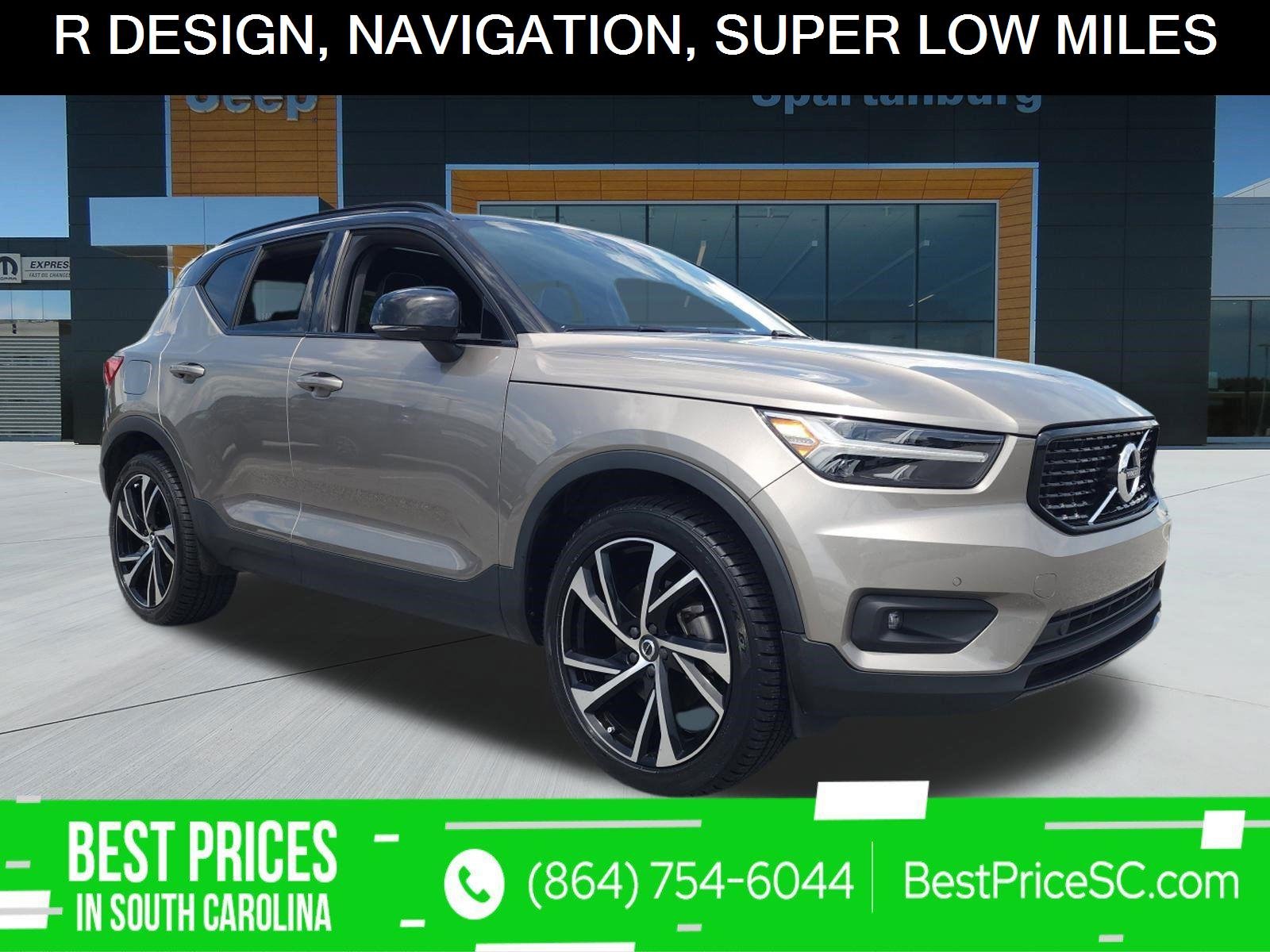 Used 2022 Pebble Grey Metallic Volvo R-Design image 1