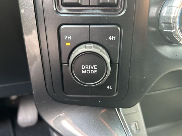 Used 2022 Blue Ford XLT image 25