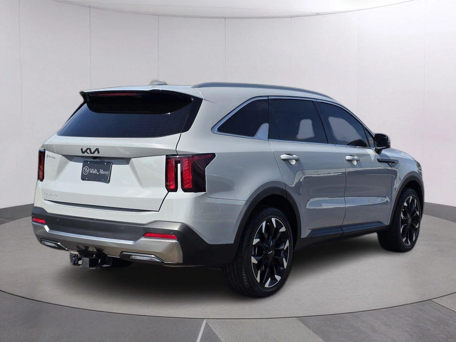Used 2025 Wolf Gray Kia EX image 5