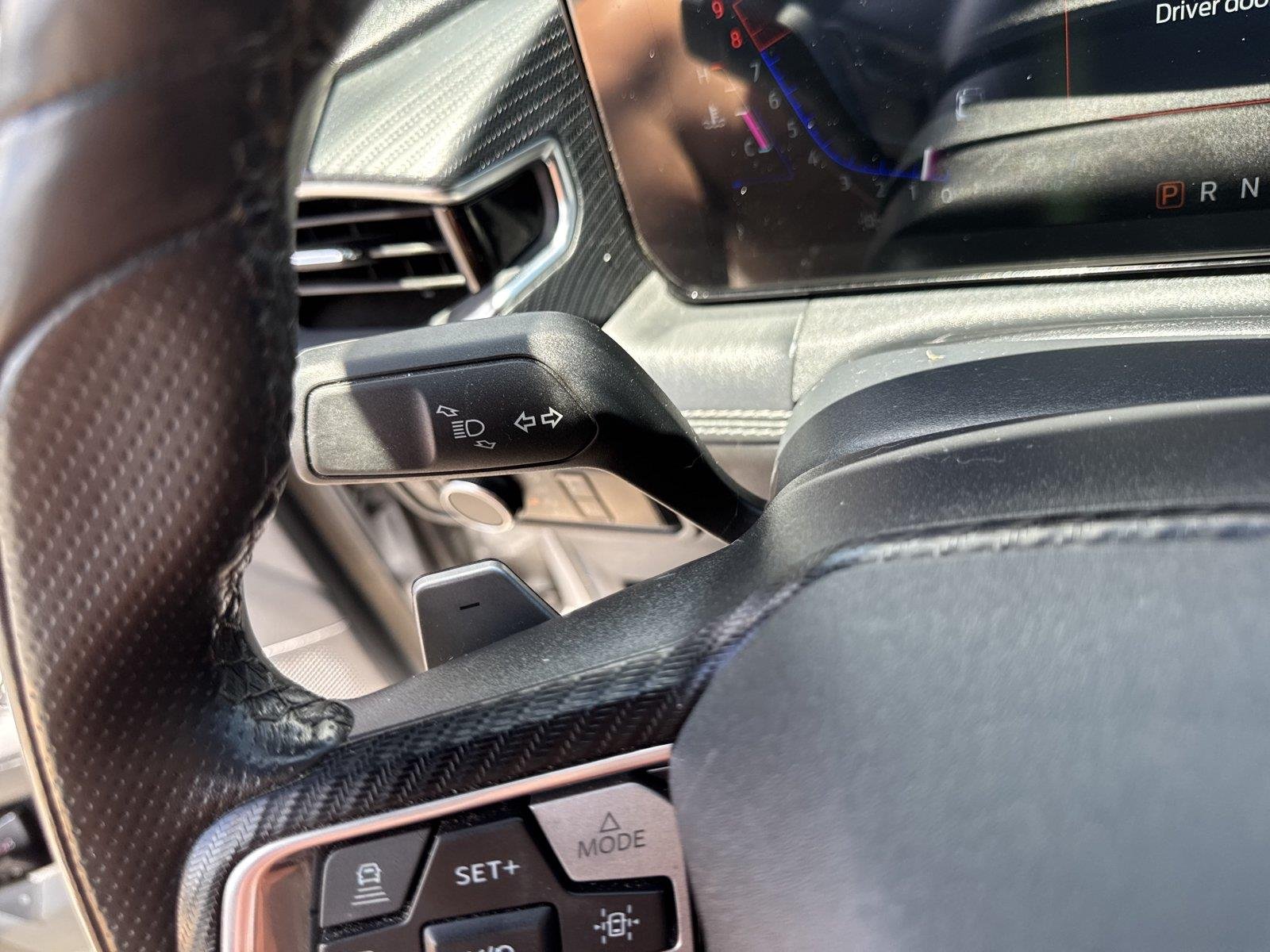 Used 2024 Iconic Silver Ford GT Premium image 20