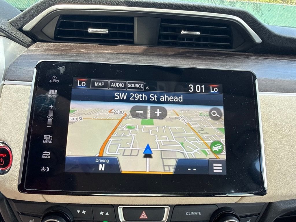 Used 2018 Moonlit Forest Pearl Honda Touring image 14