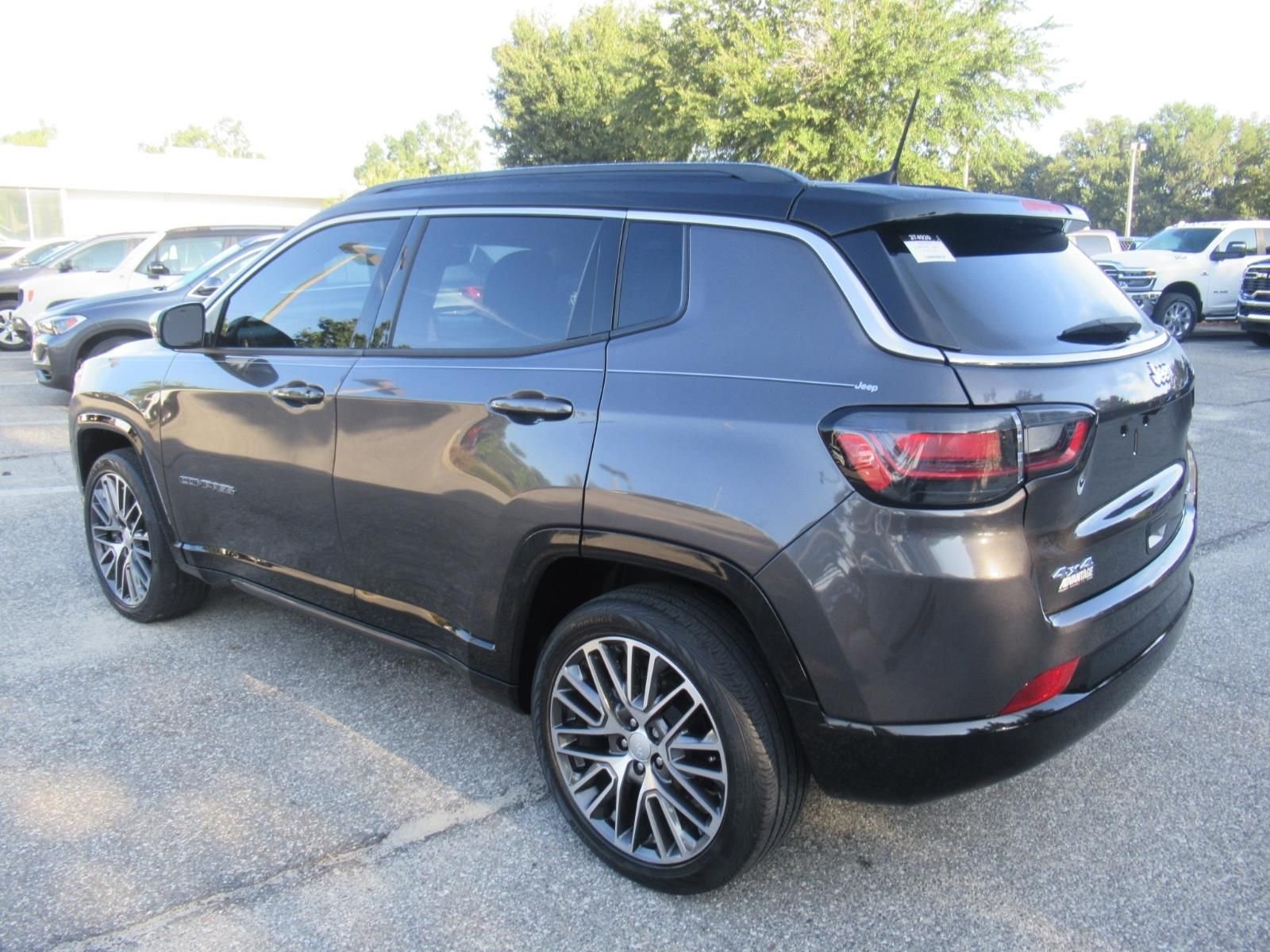 Certified Used 2023 Gray Jeep Limited image 5