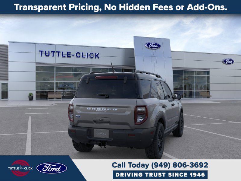 New 2025 Carbonized Gray Metallic Ford Badlands image 8