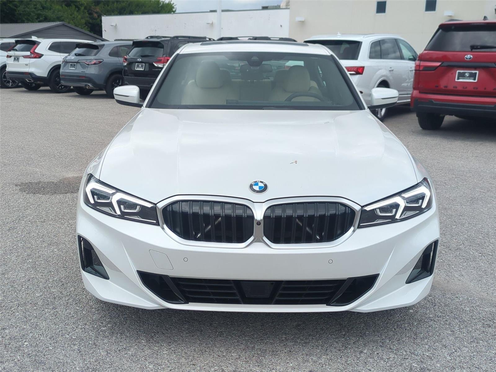 New 2026 Mineral White Metallic BMW 330i xDrive image 8