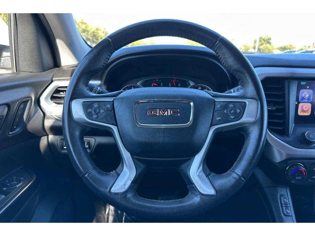 Used 2017 Summit White GMC SLT image 37