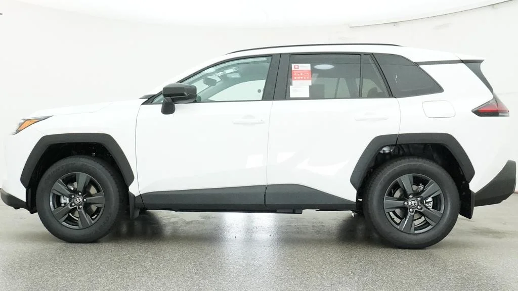 New 2026 Ice Cap Toyota LE image 20