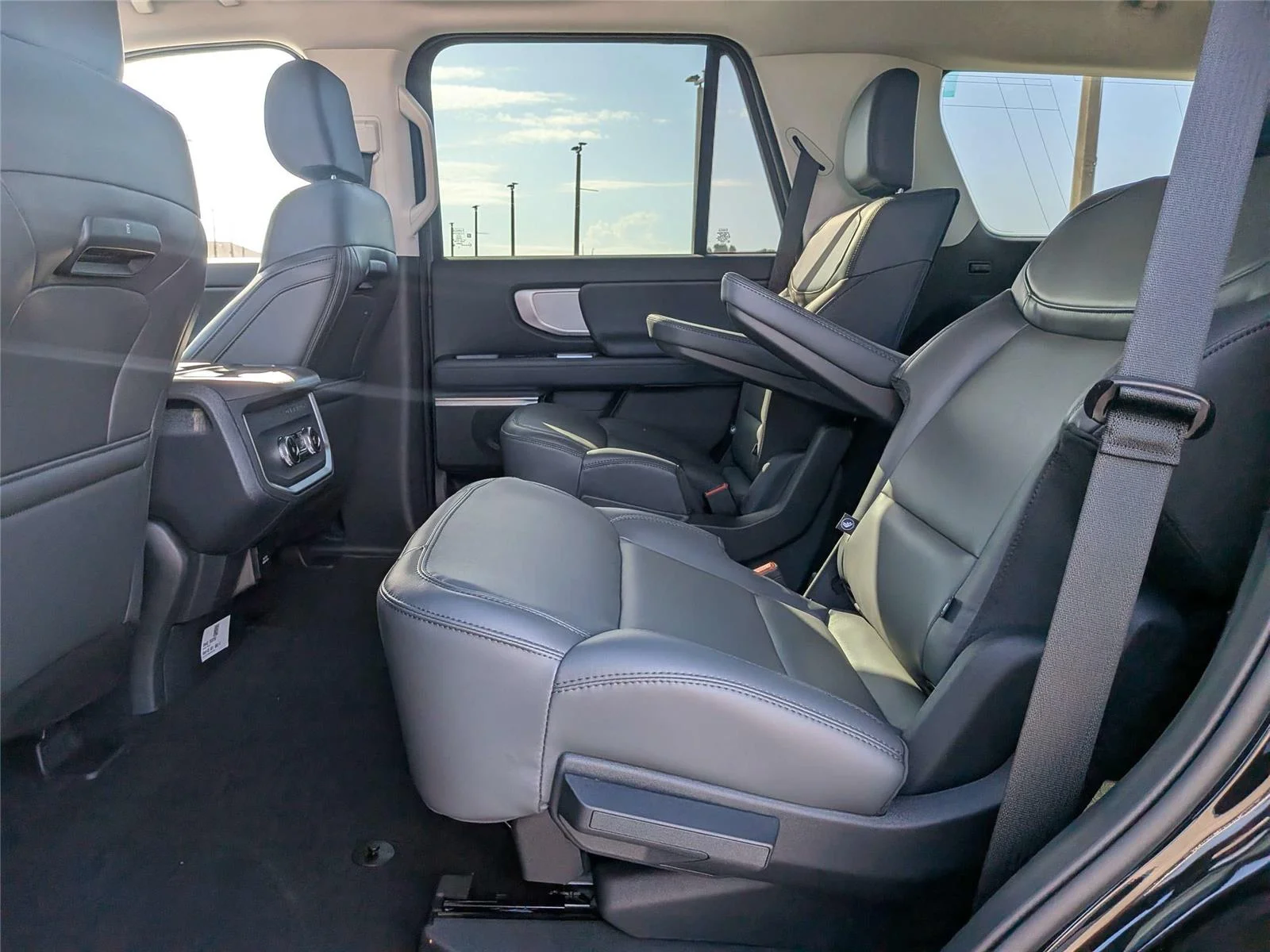 New 2026 Agate Black Metallic Ford Active image 14