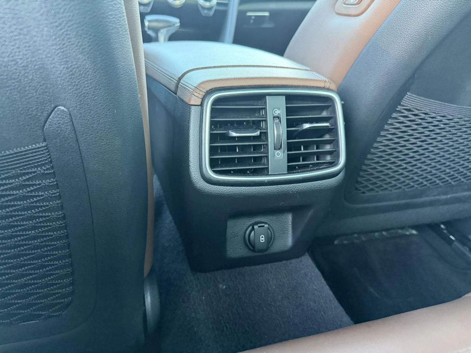 Used 2021 Vik Black Genesis 2.0T image 9