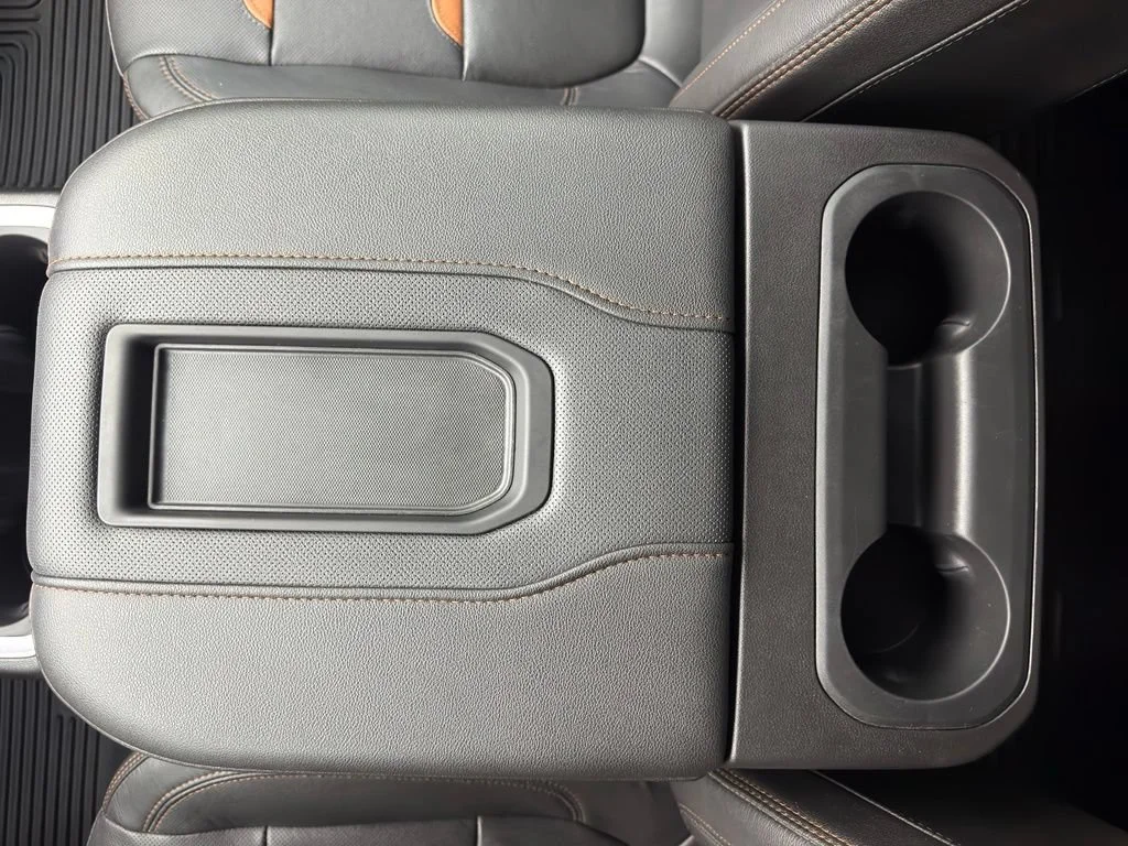 Used 2022 Onyx Black GMC AT4 image 28