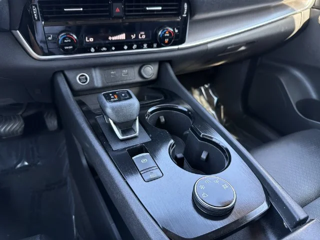 Used 2022 Gray Nissan SV image 25