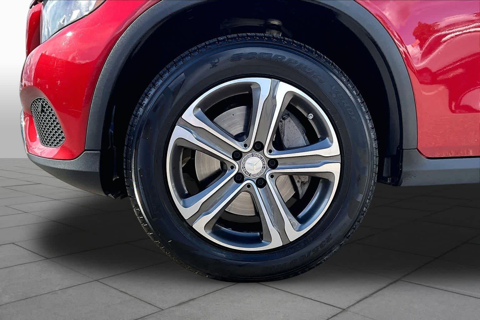 Used 2016 designo Cardinal Red Metallic Mercedes-Benz GLC 300 image 11