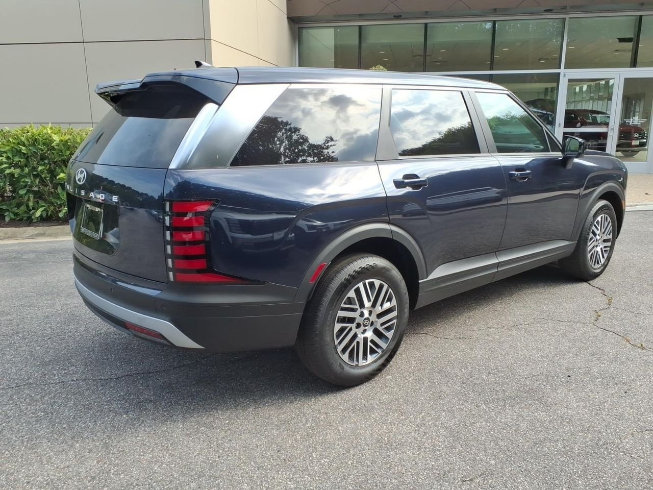 New 2026 Classy Blue Pearl Hyundai SE FWD image 6