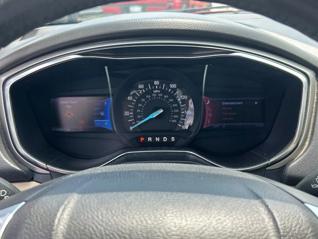 Used 2013 Red Ford SE image 26