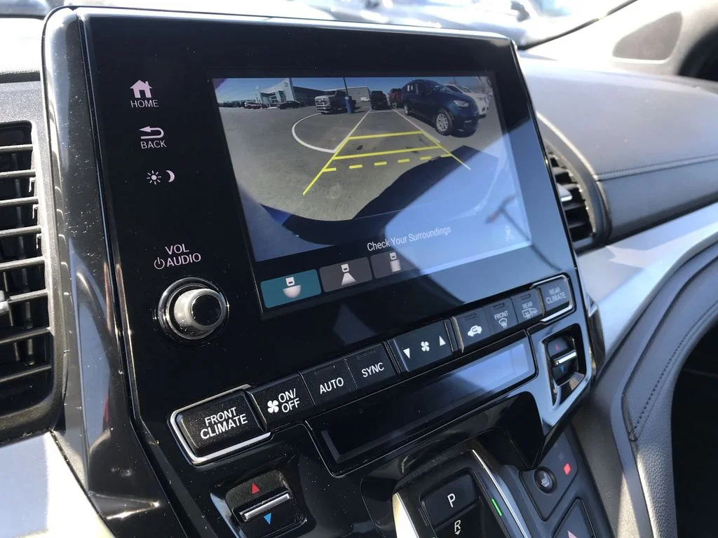 Used 2024 Gray Honda Sport image 17