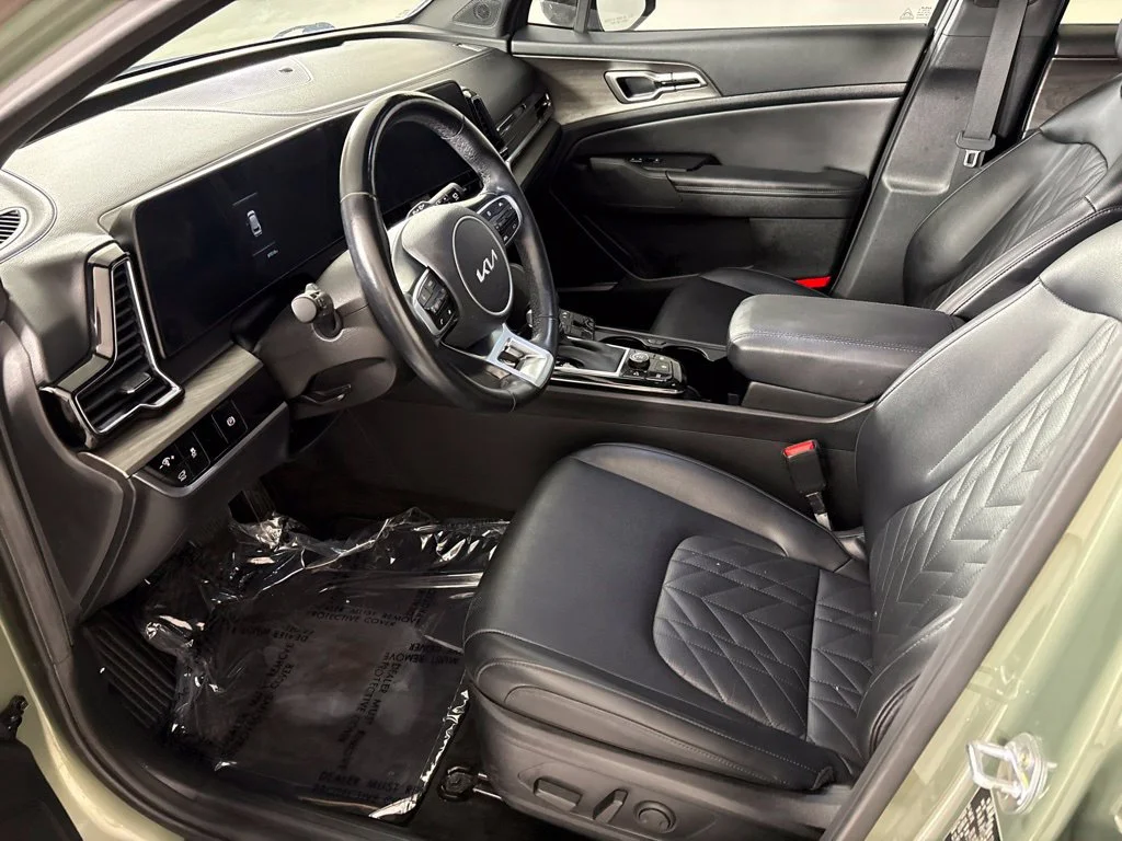 Used 2023 Green Kia X-Line image 27