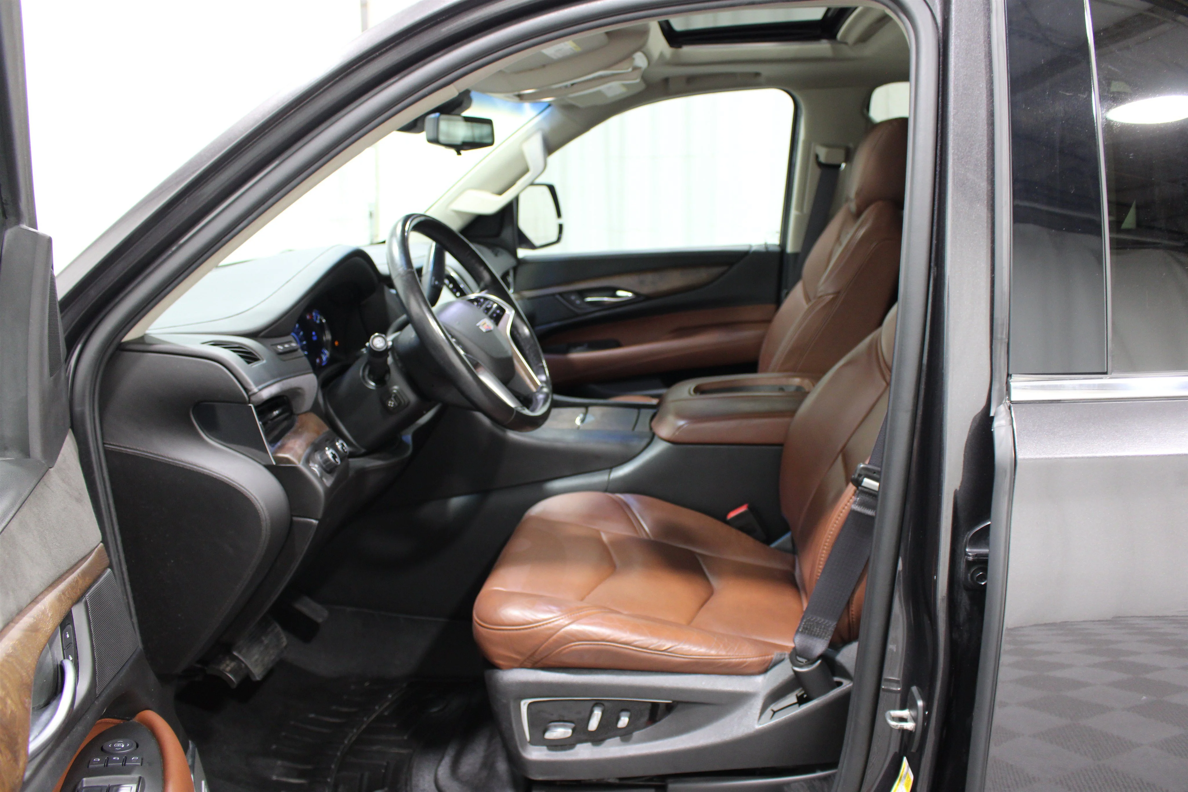 Used 2017 Dark Granite Metallic Cadillac Luxury image 3