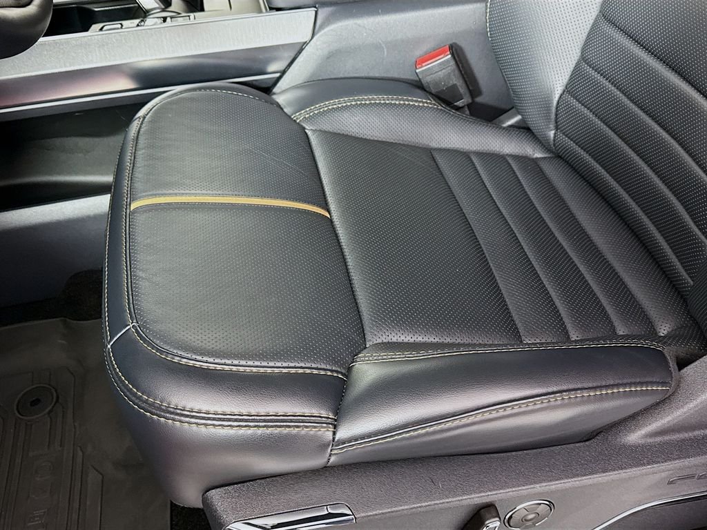 Used 2022 Red Ford Platinum image 21