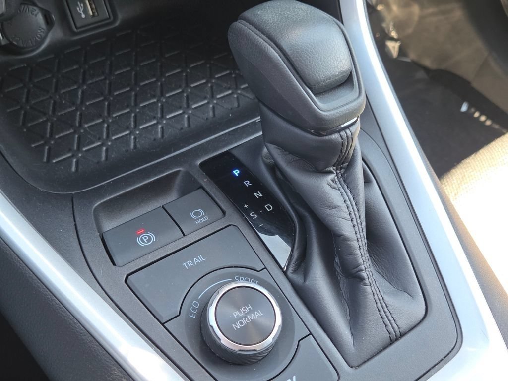 Certified Used 2024 Ice Cap Toyota XLE image 34