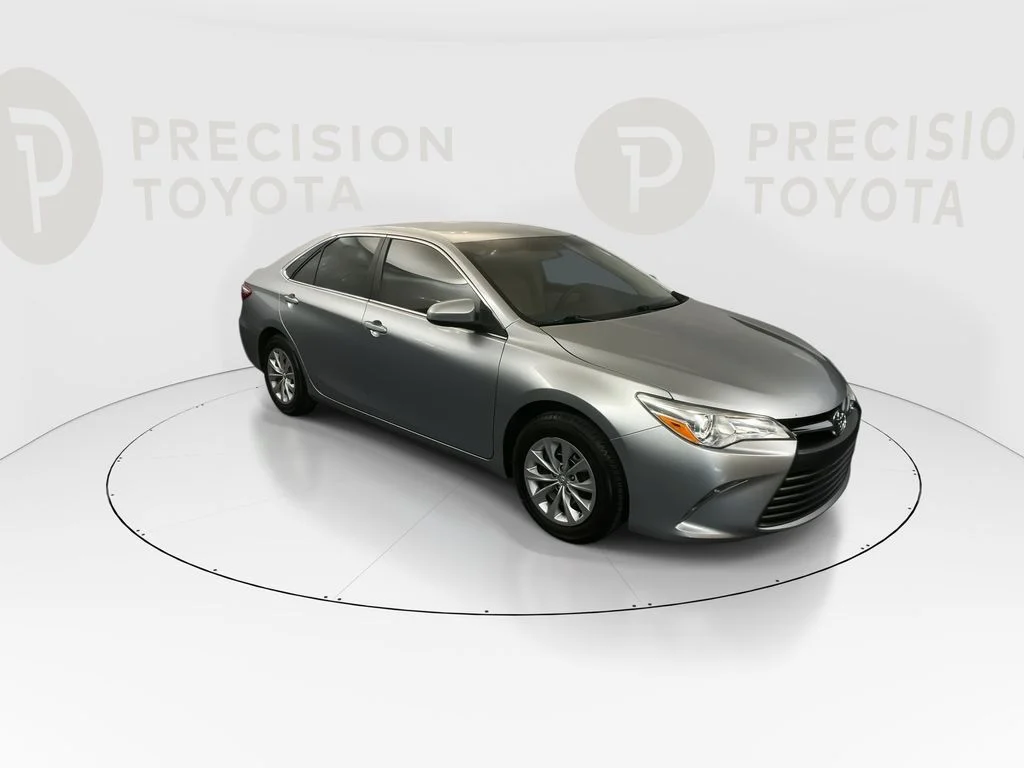 Used 2016 Celestial Silver Metallic Toyota LE image 3