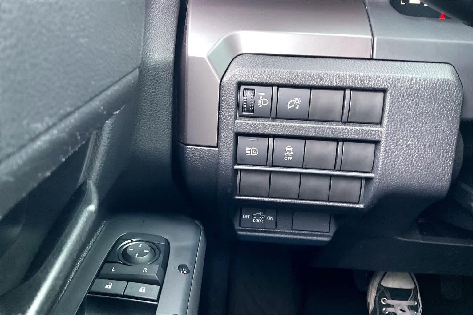 Used 2025 Black Toyota SR5 image 33