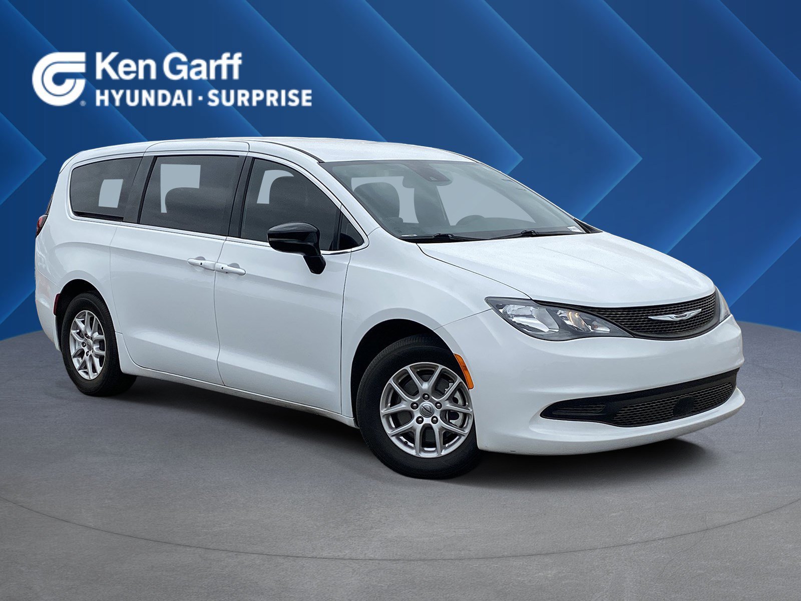 2025 Chrysler Voyager