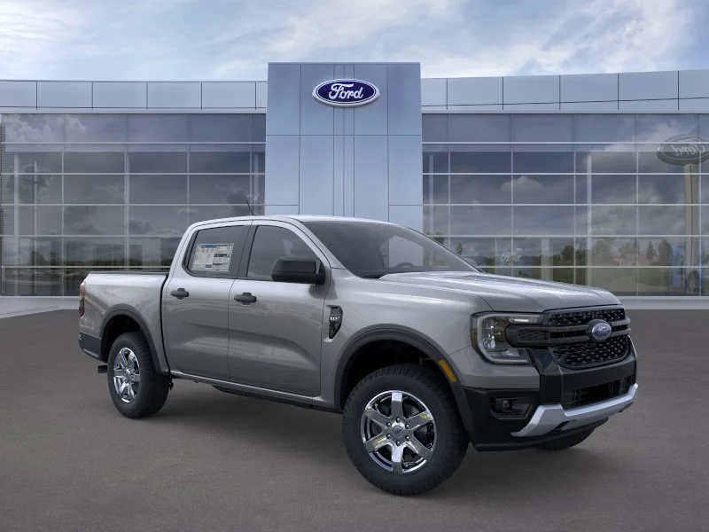 New 2026 Carbonized Gray Metallic Ford XLT image 29