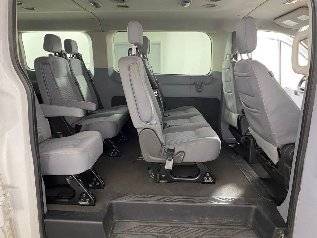 Used 2017 Oxford White Ford XLT image 6
