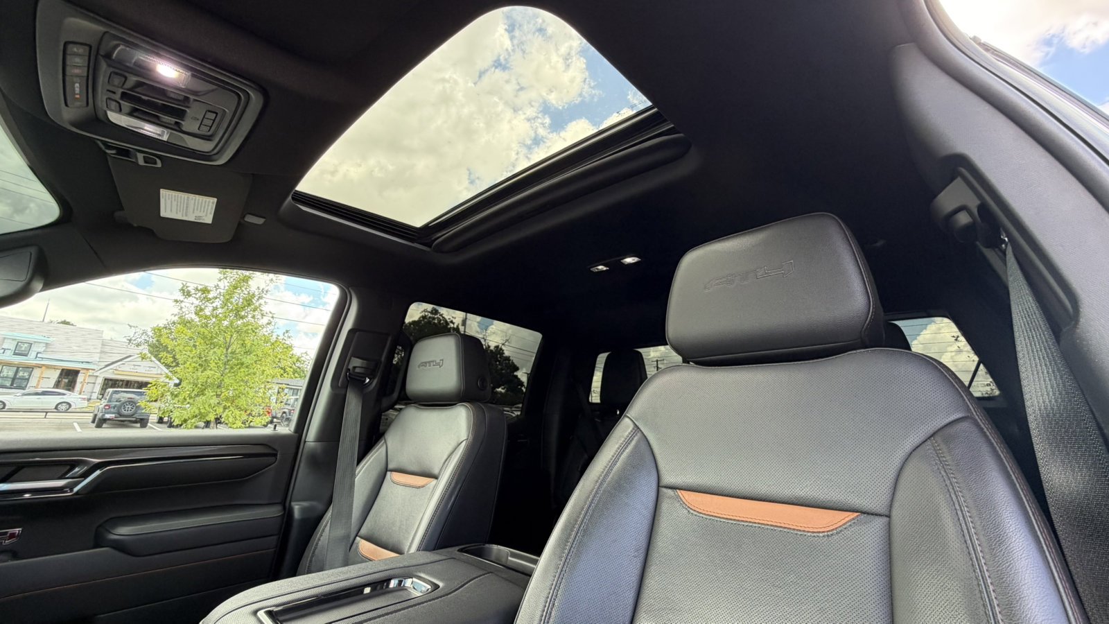 Certified Used 2022 Quicksilver Metallic GMC AT4 image 28