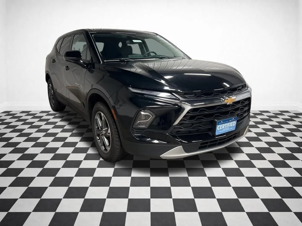 2025 Chevrolet Blazer 2.0T 2LT AWD's photo