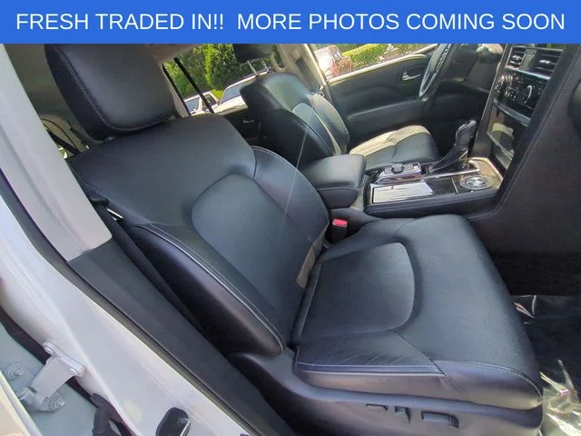 Used 2023 White INFINITI LUXE image 37