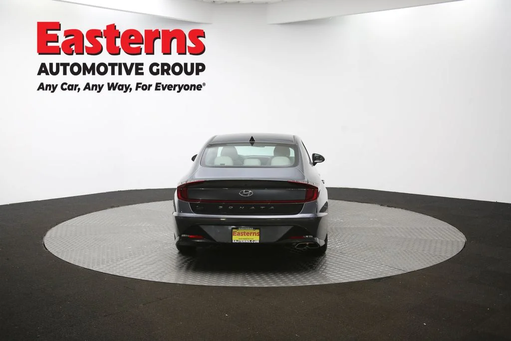 Used 2023 Gray Hyundai SEL image 35